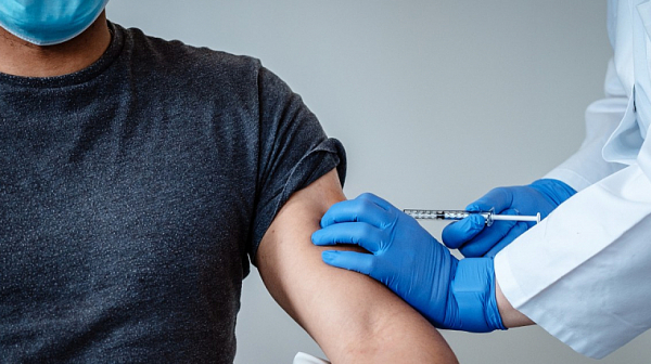 Три европейски държави се въздържат от ваксиниране с ”АстраЗенека”