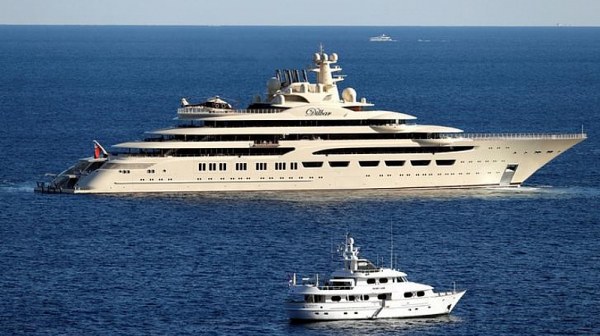 Reuters: Къде са яхтите на олигарсите?