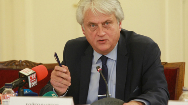 ДПС с 98 въпроса към Рашков за парламентарния контрол