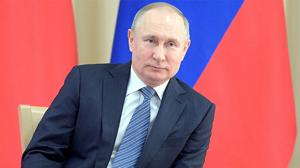 Путин е поздравил Радев за преизбирането му