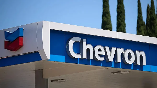 Chevron се включва в наддаването за международните активи на „Лукойл“