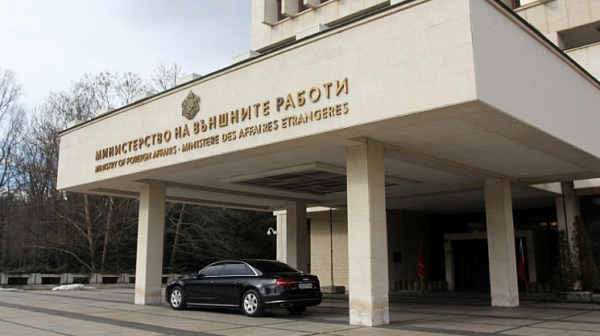 МВнР:Няма данни за пострадали българи при самолетната катастрофа в Казахстан
