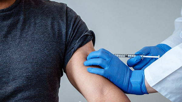 Хиляди души бяха ”ваксинирани” с физиологичен разтвор в Германия