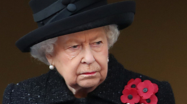 Кралица Елизабет II: Живот, белязан от дълг