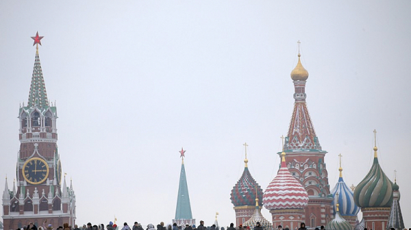 Паника във френското посолство в Москва. Получено е писмо, съдържащо неизвестно вещество