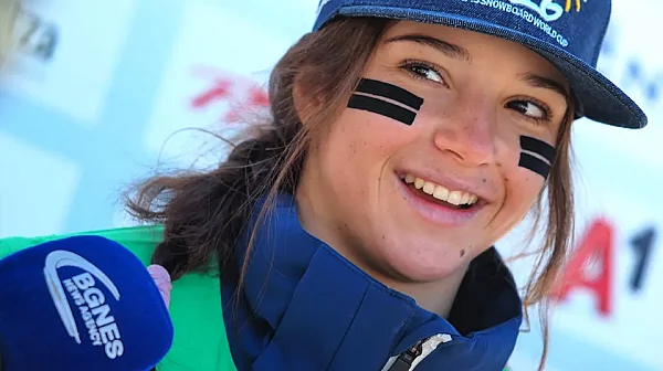 Малена Замфирова вече е в България, възстановява се след тежката травма