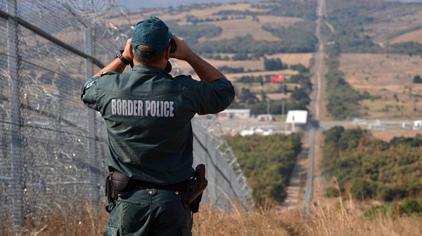 Наплив за граничари: 2600 кандидати за 400 места