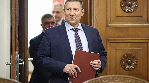 Ще остане ли Сарафов на поста си? Прокурорската колегия на ВСС се събира днес