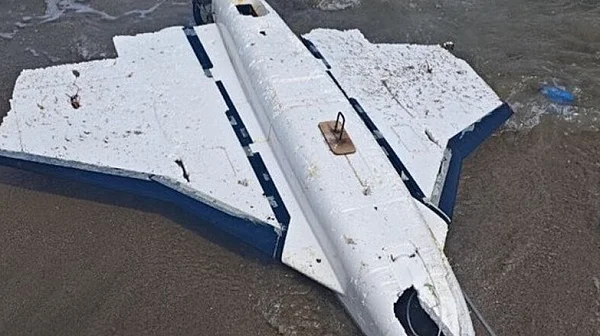 Морето изхвърли дрон край Ахтопол, военните го прибраха