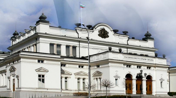 НС ратифицира споразумение между военните министерства на България и САЩ