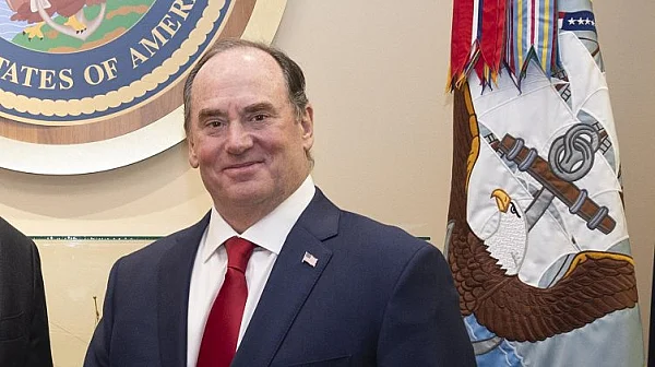 Сменят административния шеф на военноморските сили на САЩ