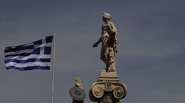 Гърция вдигна пътните такси. Какво трябва да знаят пътуващите от България?