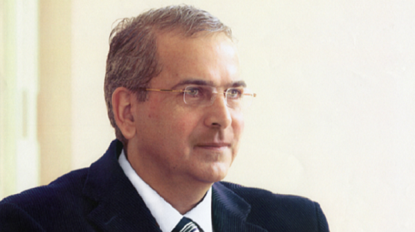 Янис Сармас е служебният премиер на Гърция. Изборите - на 25 юни