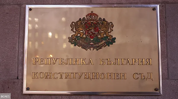 Оставката на Радев е в Конституционния съд – срок за решение няма