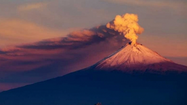 Най-големият вулкан в света заплашва да изригне