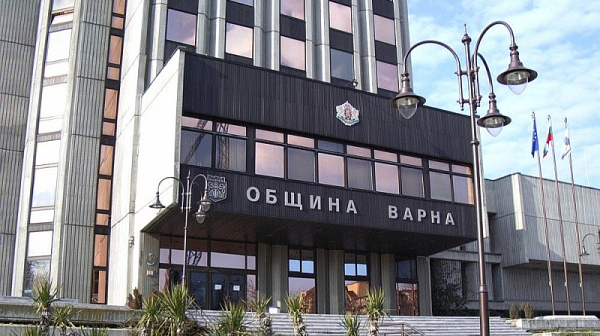 Заседанието на ОИК-Варна приключи без решение, Коцев остава кмет