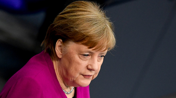 Меркел поиска задължителна ваксинация от февруари
