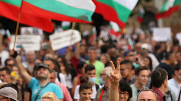 Германската ARD разказва за България: Изоставена от ЕС срещу корумпирано правителство /видео/
