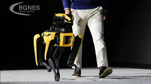 НАСА учи куче-робот как да ходи по Луната