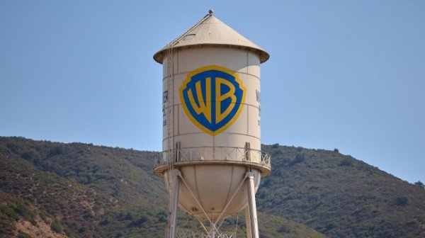 Лари Eлисън лично се включи в офертата на Paramount за Warner Bros