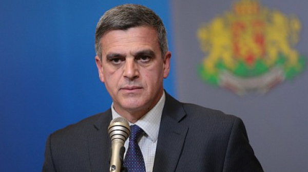 Премиерът уволни зам.-председателя на Държавната агенция за българите в чужбина