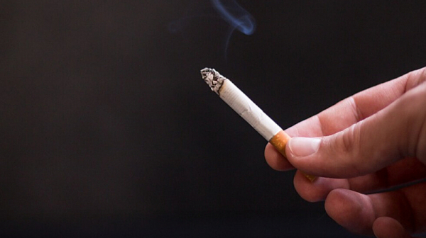 Великобритания ще бори тютюнопушенето с безплатни вейпове