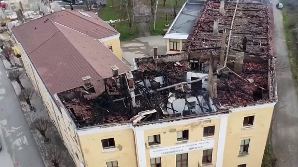 След пожара в гимназия в Трявна: Учениците излизат в принудителна ваканция