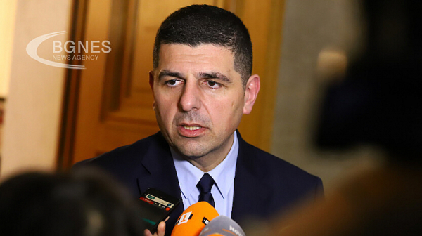 Ивайло Мирчев: Няма да има тайно гласуване за кабинет 