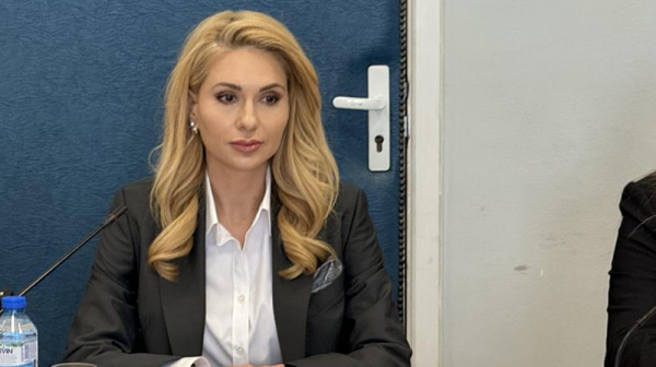 Фаворитът на управляващите влиза в битката за зам.-омбудсман