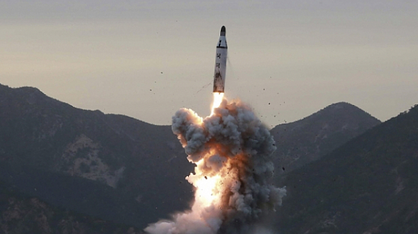 Русия закъса за високоточни ракети, Шойгу поиска удвояване на производството им