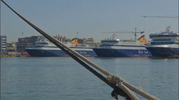Стачка блокира пътническите кораби и фериботи в Гърция