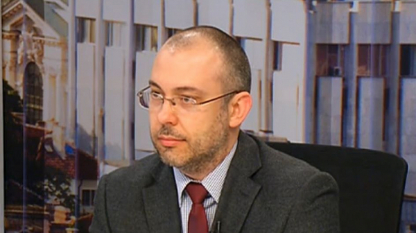 Калоян Стайков: Не сме видели конкретни икономически мерки за излизане от кризата