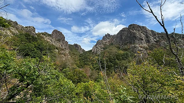 Сливен се пребори за „Сините камъни“, няма да строят курорт „Даулите“