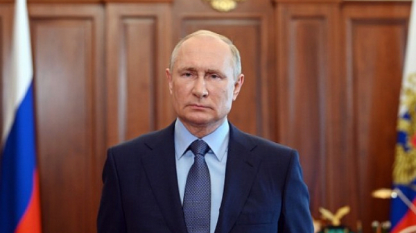 Путин въвежда безсрочен режим на повишена терористична заплаха в граничещите с Украйна райони