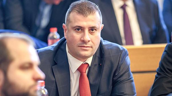 Станислав Младенов пита кмета Терзиев за мерки срещу нерегламентирано сметище върху общински терени в 