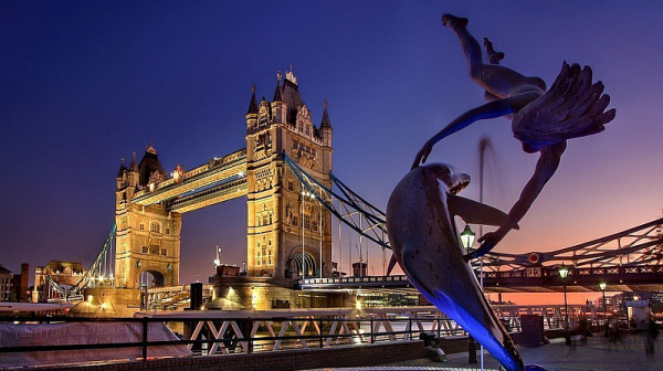 Кметът на Лондон се бори за таван на наемите