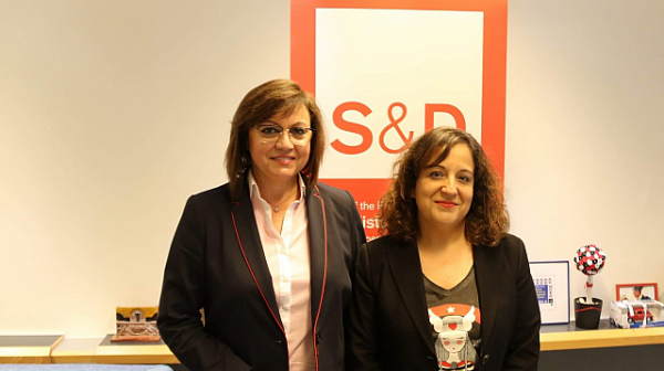 Испанските социалисти към Нинова: С вашето лидерство БСП ще продължи успешно да изпълнява водеща роля в българската и европейската политика
