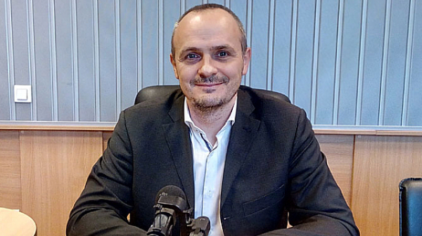Политологът Георги Киряков: Първият мандат е обречен, ПП-ДБ ще се самоубият, ако го подкрепят