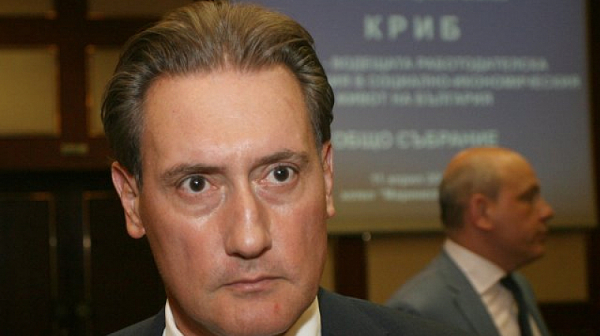 Поискаха оставката на Кирил Домусчиев като член на Изпълкома на БФС