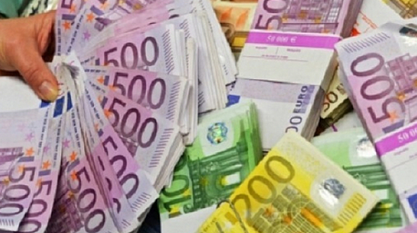 Партията на Слави отлага еврото за далечното бъдеще или на кукуво лято