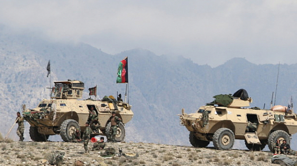 МВнР: Съюзниците от НАТО взеха решение за изтегляне на контингентите от Афганистан