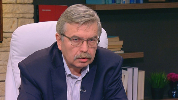 Емил Хърсев: Няма добри новини и яснота докога ще продължи кризата