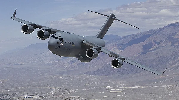 След столицата, и летище Варна става база за презареждане на американските ВВС