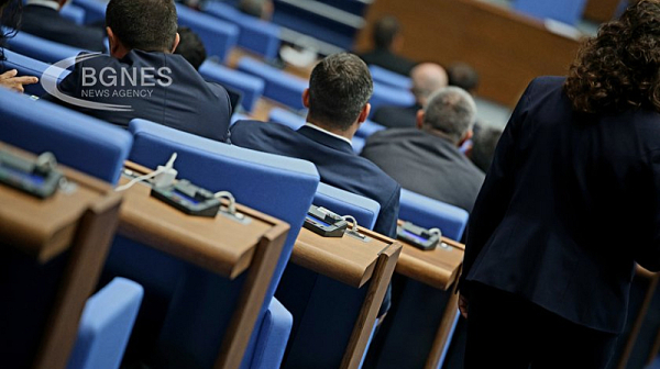 НС обсъжда проекторешение за Пътна карта за подобряването на пенсионната система