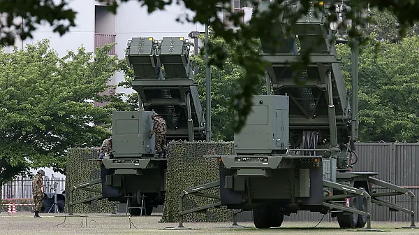 Атина разгърна ПВО и изтребители: Гръцки офицери влязоха в командния център в София