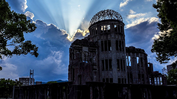Япония почете с минута мълчание годишнината от бомбардировката на Хирошима