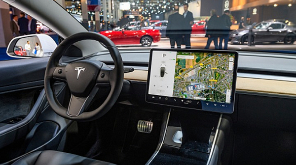Tesla спечели знаково дело. Как ще се отрази това на автомобилния сектор?