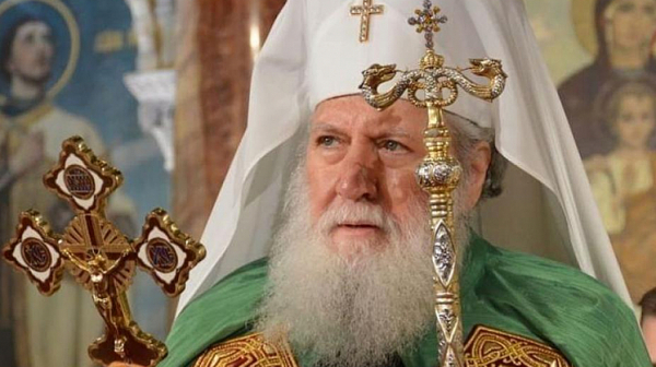 Патриарх Неофит за Рождествения пост: Нека не униваме, страх да не задушава съвремието ни