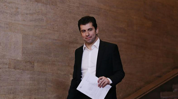Кирил Петков ще инспектира изграждането на интерконектора Гърция - България