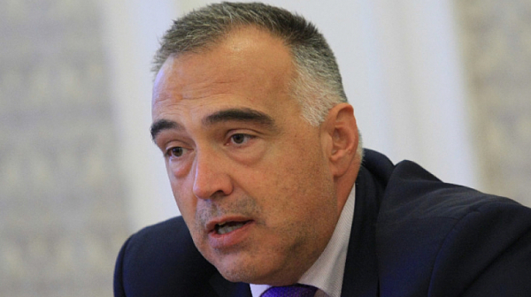 Антон Кутев: Понякога трябва да се влезе с бутонките, правосъдната система - ключова задача за новия парламент